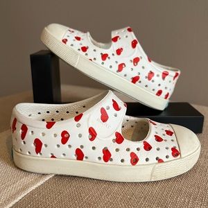 Native Size C7 Jefferson Juniper Mary Jane Red Heart Slip On Shoes